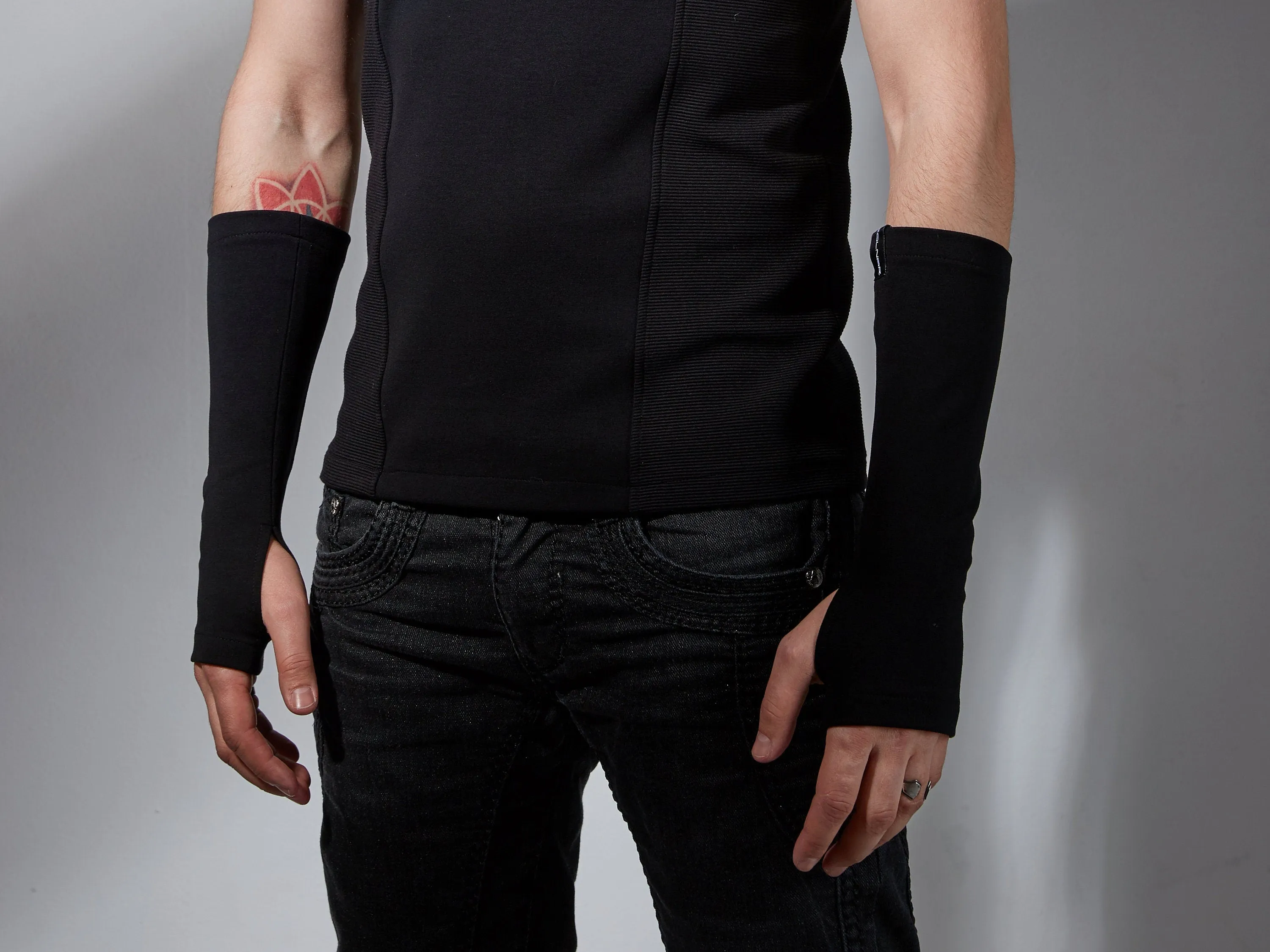 ARW-8 Gray arm warmers